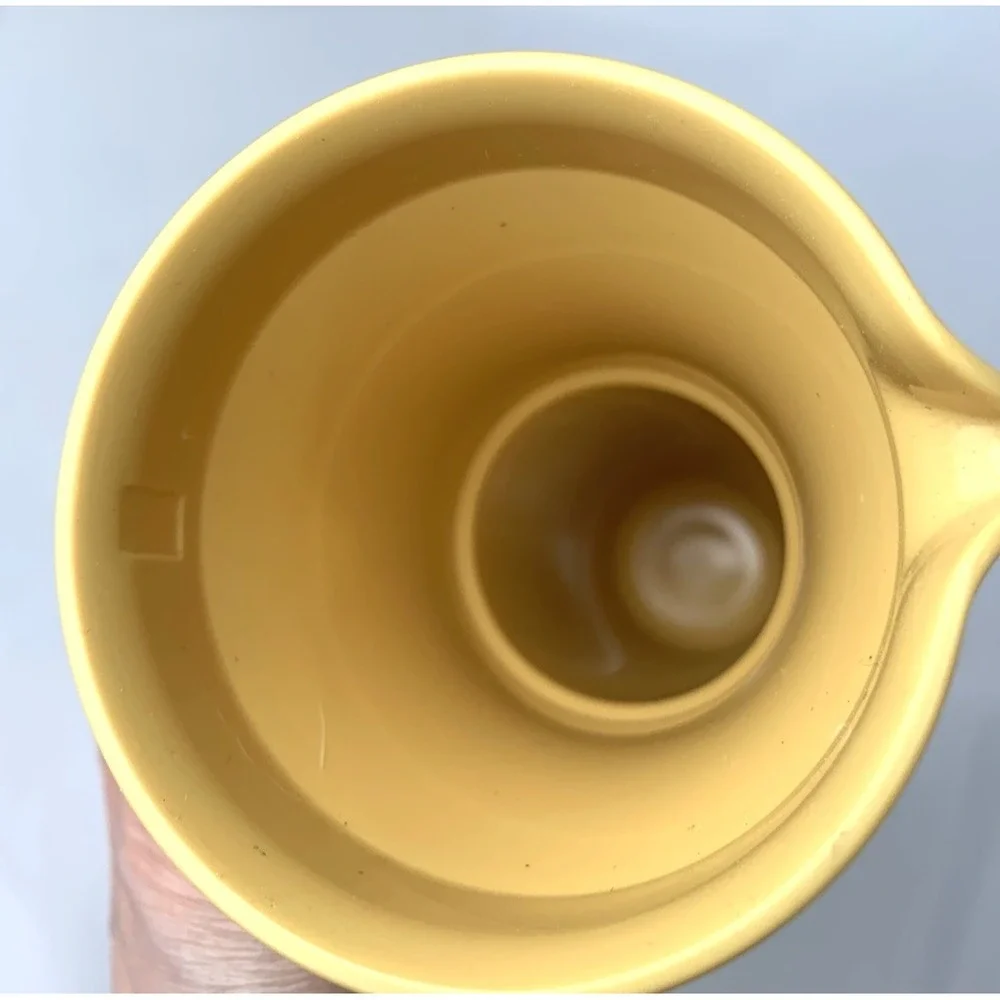 Tupperware Oil Vinegar Cruet Vintage Harvest Gold